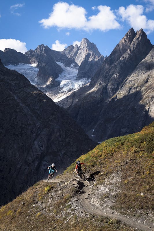 Francesco Gozio and Nate Hills riding single track near Mt. Blanc