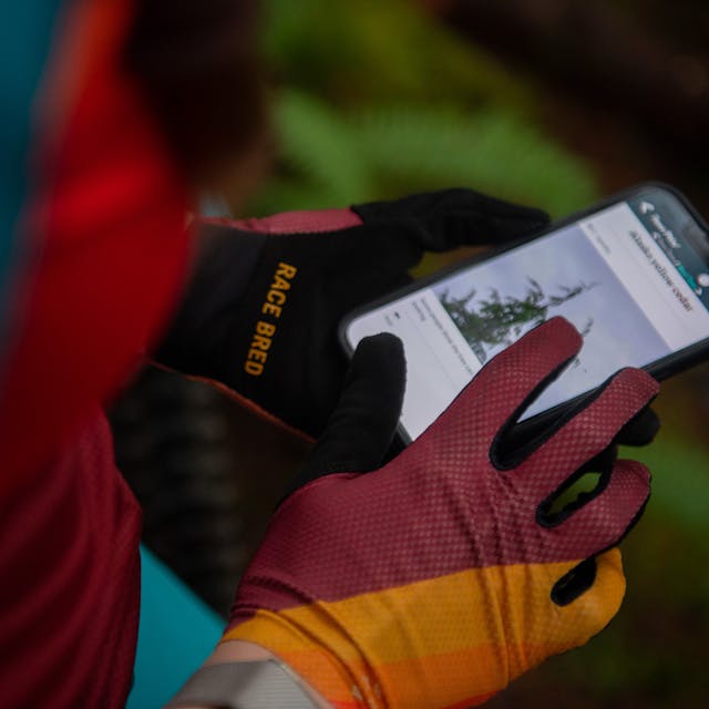2023 Technical Apparel - W'S Enduro Glove
